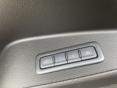 Used 2019  Chevrolet Suburban 4d SUV 4WD LT at City Wide Auto Credit near Toledo&comma; OH