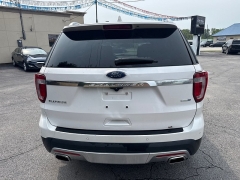 Used 2017  Ford Explorer 4d SUV 4WD Platinum at City Wide Auto Credit near Toledo&comma; OH