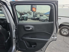 Used 2018  Jeep Compass 4d SUV FWD Latitude at City Wide Auto Credit near Toledo&comma; OH