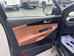 Used 2019  Kia Sorento 4d SUV AWD SXL at City Wide Auto Credit near Toledo&comma; OH