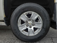 Used 2018  Chevrolet Silverado 1500 4WD Double Cab LT at City Wide Auto Credit near Toledo, OH