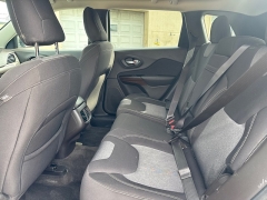 Used 2014  Jeep Cherokee 4d SUV FWD Latitude at City Wide Auto Credit near Toledo&comma; OH