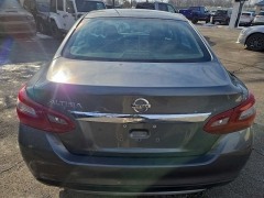 Used 2018  Nissan Altima 4d Sedan 2&period;5L SV at City Wide Auto Credit near Toledo&comma; OH