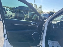 Used 2017  Jeep Grand Cherokee 4d SUV 4WD Summit at City Wide Auto Credit near Toledo, OH