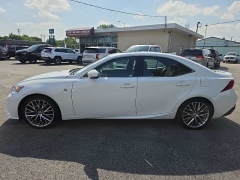 Used 2014  Lexus IS 350 4dr Sdn RWD at City Wide Auto Credit near Toledo&comma; OH
