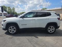 Used 2023  Jeep Compass Latitude 4x4 at City Wide Auto Credit near Toledo&comma; OH