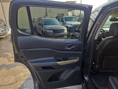 Used 2018  GMC Acadia 4d SUV AWD Denali at City Wide Auto Credit near Toledo&comma; OH