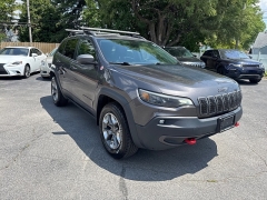 Used 2019  Jeep Cherokee 4d SUV 4WD Trailhawk Elite 3&period;2L at City Wide Auto Credit near Toledo&comma; OH