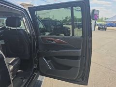 Used 2019  Cadillac Escalade ESV 4d SUV 4WD Premium Luxury at City Wide Auto Credit near Toledo&comma; OH