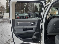 Used 2016  Ram 1500 4WD Crew Cab Big Horn at City Wide Auto Credit near Toledo&comma; OH