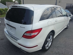 Used 2011  Mercedes-Benz R-Class 4d Wagon R350 4matic at City Wide Auto Credit near Toledo&comma; OH