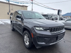 Used 2024  Jeep Grand Cherokee Laredo 4x4 at City Wide Auto Credit near Toledo&comma; OH