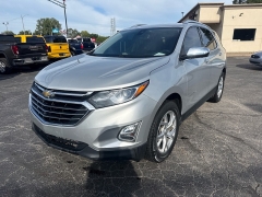 Used 2020  Chevrolet Equinox 4d SUV AWD Premier w&sol;1LZ at City Wide Auto Credit near Toledo&comma; OH