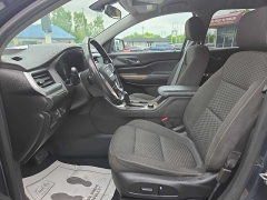 Used 2019  GMC Acadia 4d SUV AWD SLE-2 V6 at City Wide Auto Credit near Toledo, OH