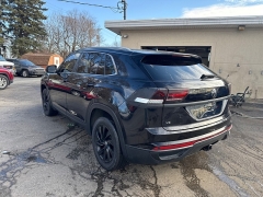Used 2020  Volkswagen Atlas Cross Sport 3&period;6L V6 SEL 4MOTION at City Wide Auto Credit near Toledo&comma; OH