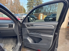 Used 2020  Volkswagen Atlas Cross Sport 3&period;6L V6 SEL 4MOTION at City Wide Auto Credit near Toledo&comma; OH