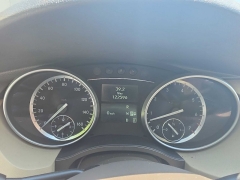 Used 2011  Mercedes-Benz R-Class 4d Wagon R350 4matic at City Wide Auto Credit near Toledo&comma; OH