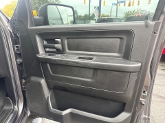 Used 2019  Ram 1500 Classic 4WD Crew Cab Express at City Wide Auto Credit near Toledo&comma; OH