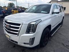 Used 2018  Cadillac Escalade ESV 4d SUV 4WD Premium Luxury at City Wide Auto Credit near Toledo&comma; OH