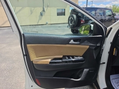 Used 2020  Kia Sportage 4d SUV AWD SX at City Wide Auto Credit near Toledo&comma; OH