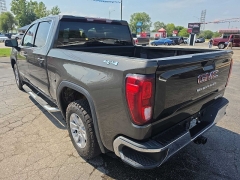 Used 2019  GMC Sierra 1500 4WD Crew Cab SLE at City Wide Auto Credit near Toledo&comma; OH