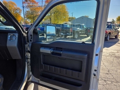 Used 2015  Ford Super Duty F-350 4WD Crew Cab Lariat DRW Longbed at City Wide Auto Credit near Toledo, OH