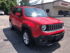Used 2017  Jeep Renegade 4d SUV 4WD Latitude at City Wide Auto Credit near Toledo, OH