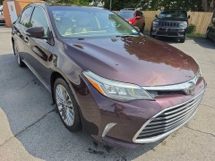 Used 2017  Toyota Avalon 4d Sedan Limited at City Wide Auto Credit near Toledo&comma; OH