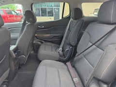 Used 2022  GMC Acadia FWD 4dr SLE at City Wide Auto Credit near Toledo&comma; OH