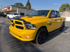 Used 2019  Ram 1500 Classic 4WD Crew Cab Express at City Wide Auto Credit near Toledo, OH