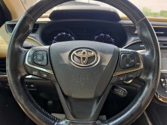 Used 2017  Toyota Avalon 4d Sedan Limited at City Wide Auto Credit near Toledo&comma; OH