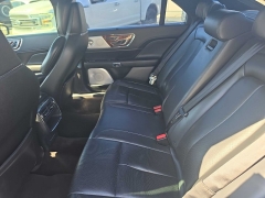 Used 2018  Lincoln Continental 4d Sedan AWD Reserve at City Wide Auto Credit near Toledo&comma; OH