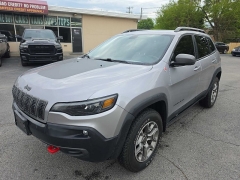 Used 2020  Jeep Cherokee 4d SUV 4WD Trailhawk 2&period;0L Turbo at City Wide Auto Credit near Toledo&comma; OH