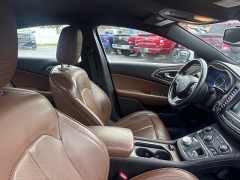 Used 2016  Chrysler 200 4d Sedan C V6 at City Wide Auto Credit near Toledo&comma; OH