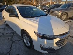 Used 2020  Chevrolet Malibu 4d Sedan LS w&sol;1FL at City Wide Auto Credit near Toledo&comma; OH