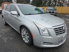 Used 2015  Cadillac XTS 4d Sedan Luxury AWD at City Wide Auto Credit near Toledo&comma; OH