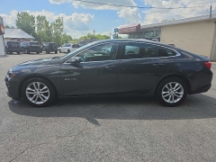 Used 2017  Chevrolet Malibu 4d Sedan LT at City Wide Auto Credit near Toledo&comma; OH