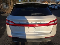 Used 2018  Lincoln MKX 4d SUV AWD Select 3&period;7L at City Wide Auto Credit near Toledo&comma; OH