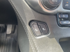 Used 2019  Chevrolet Suburban 4d SUV 4WD LT at City Wide Auto Credit near Toledo&comma; OH
