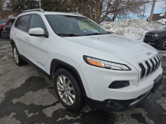 Used 2015  Jeep Cherokee 4d SUV 4WD Limited V6 at City Wide Auto Credit near Toledo&comma; OH