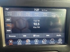 Used 2018  Jeep Renegade 4d SUV 4WD Latitude at City Wide Auto Credit near Toledo&comma; OH