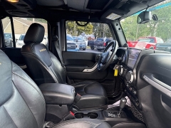 Used 2014  Jeep Wrangler Unlimited 4d Convertible Sahara at City Wide Auto Credit near Toledo&comma; OH
