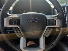 Used 2016  Ford F-150 4WD SuperCrew Limited at City Wide Auto Credit near Toledo&comma; OH