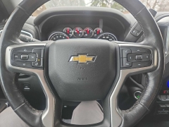Used 2019  Chevrolet Silverado 1500 4WD Double Cab LT at City Wide Auto Credit near Toledo&comma; OH