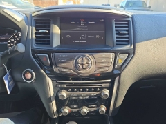 Used 2020  Nissan Pathfinder 4d SUV FWD SV at City Wide Auto Credit near Toledo&comma; OH