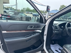Used 2017  Ford Explorer 4d SUV 4WD Platinum at City Wide Auto Credit near Toledo&comma; OH