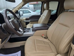 Used 2018  Ford F-150 4WD SuperCab Lariat at City Wide Auto Credit near Toledo&comma; OH