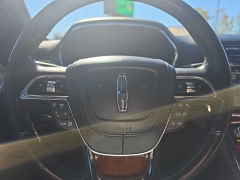 Used 2018  Lincoln Continental 4d Sedan AWD Reserve at City Wide Auto Credit near Toledo&comma; OH