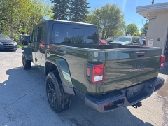Used 2022  Jeep Gladiator Sport 4x4 at City Wide Auto Credit near Toledo&comma; OH