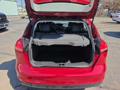 Used 2016  Ford Focus 4d Hatchback SE at City Wide Auto Credit near Toledo&comma; OH